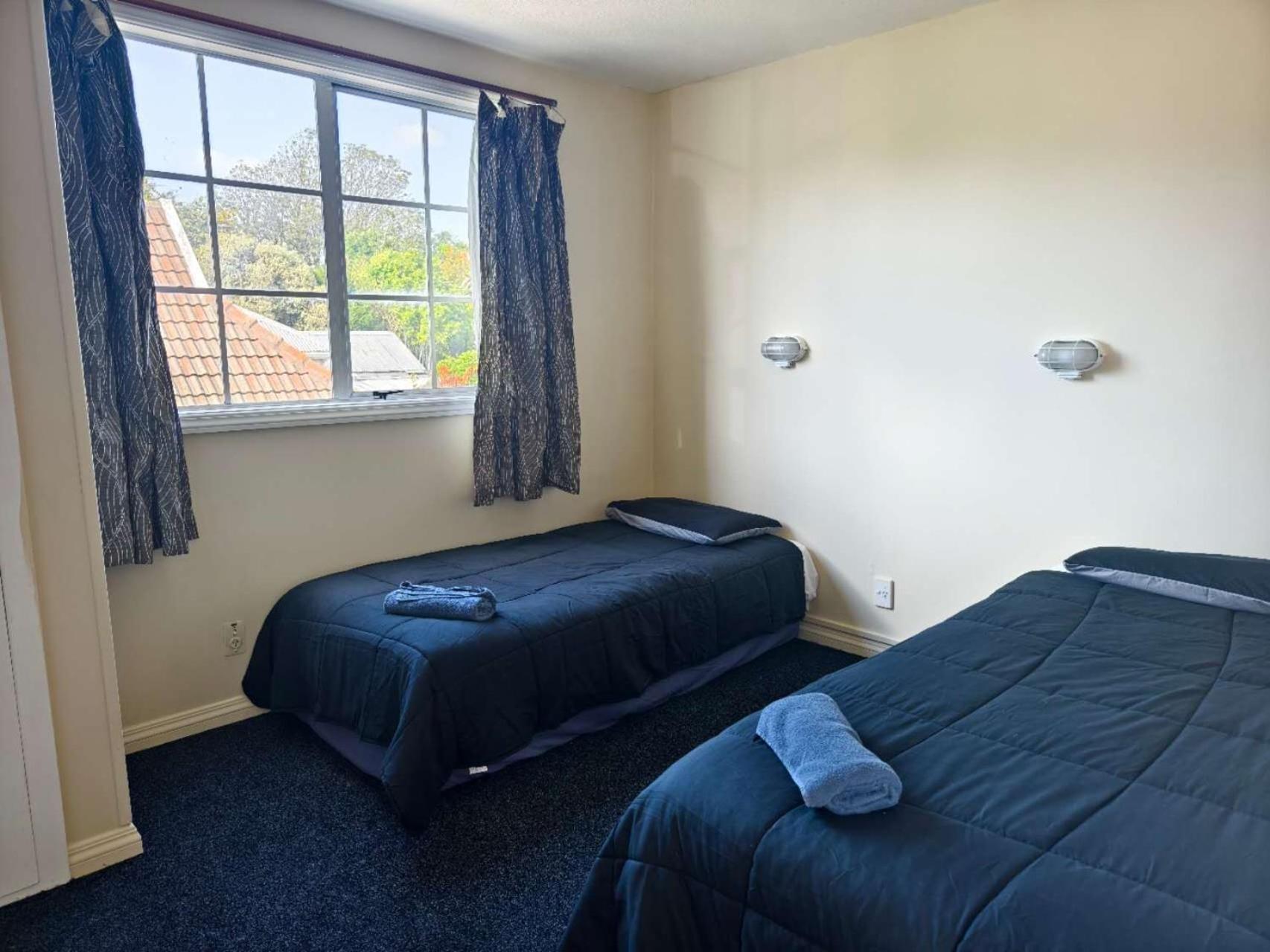 Ferry Motel Christchurch Exterior photo