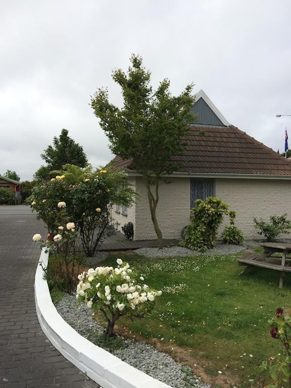 Ferry Motel Christchurch Exterior photo