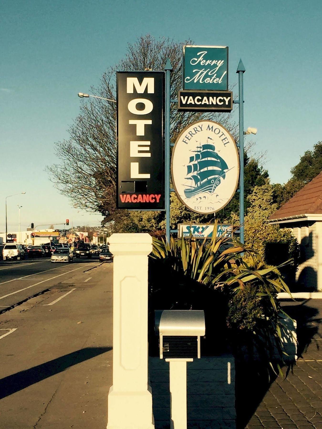 Ferry Motel Christchurch Exterior photo